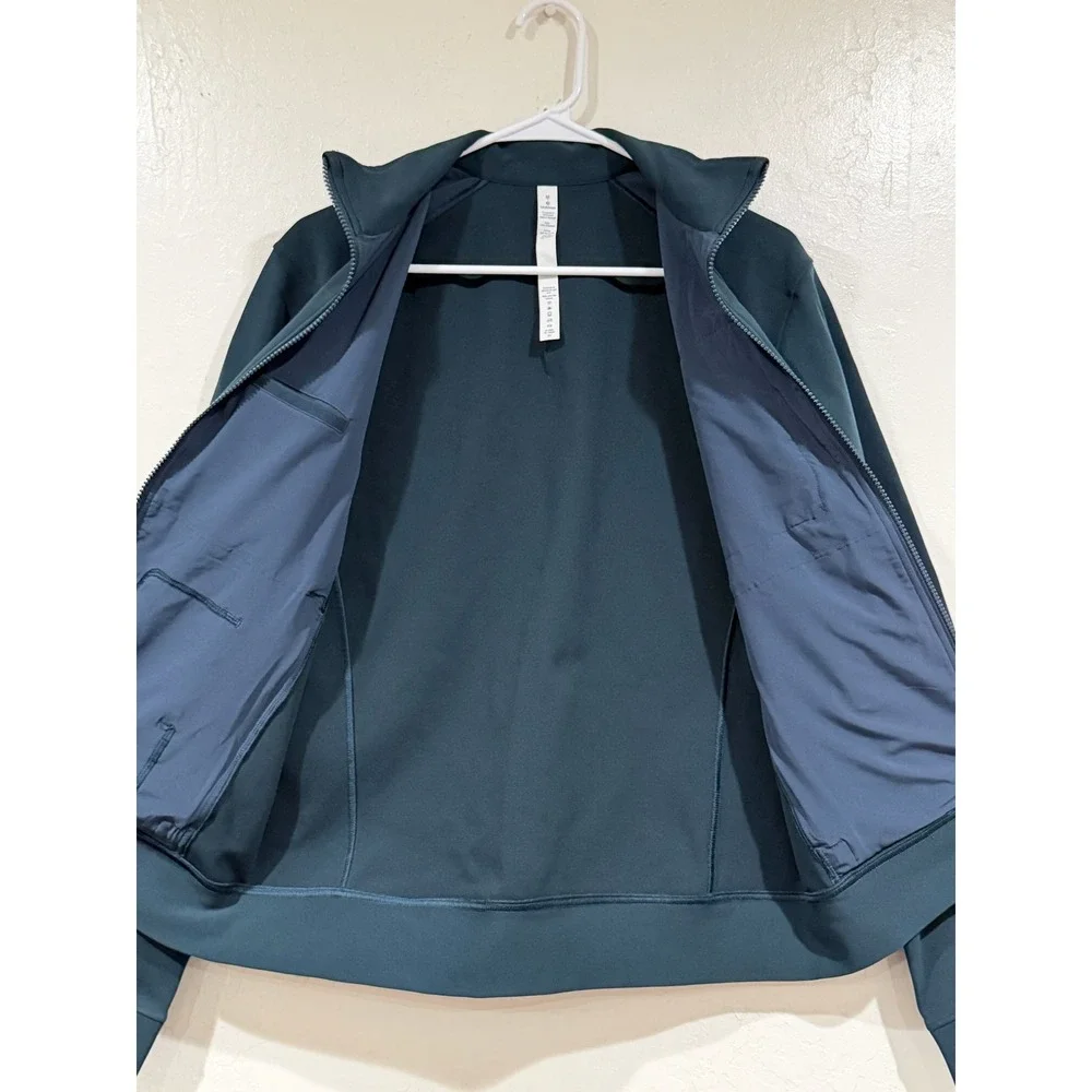 Lululemon Mens Sojourn Jacket Dark Teal Green Full Zip Mock Neck Size M LM3CSDS